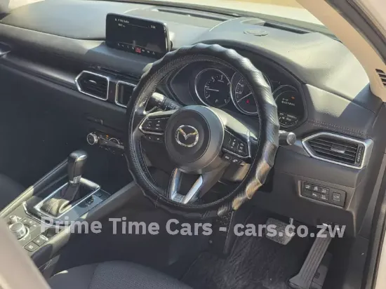 Picture of Mazda CX-5 2017