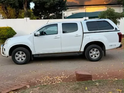 Picture of Isuzu KB250 2015
