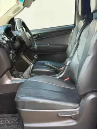 Picture of Isuzu KB250 2015