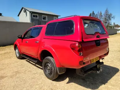 Picture of Mitsubishi L200 Twin cab 2014