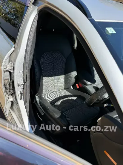 Picture of Mercedes Benz GLA180 2017