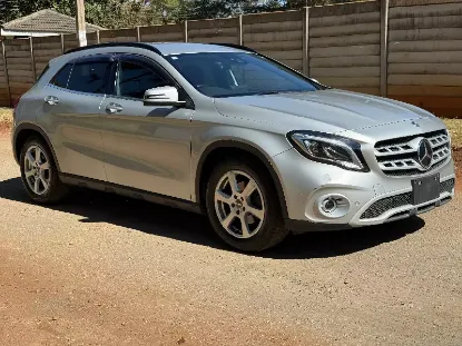 Picture of Mercedes Benz GLA180 2017