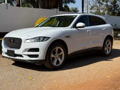 Picture of Jaguar F Pace 2017