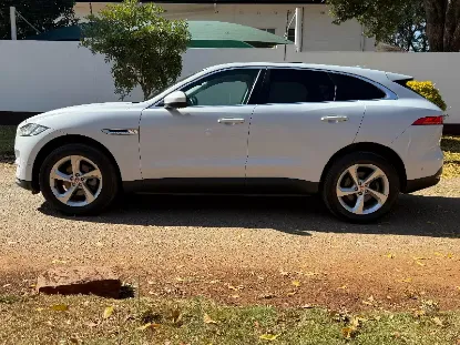 Picture of Jaguar F Pace 2017