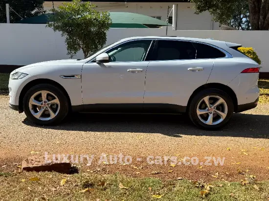 Picture of Jaguar F Pace 2017