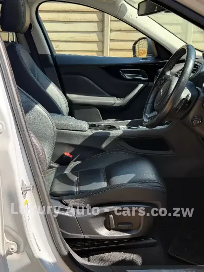 Picture of Jaguar F Pace 2017