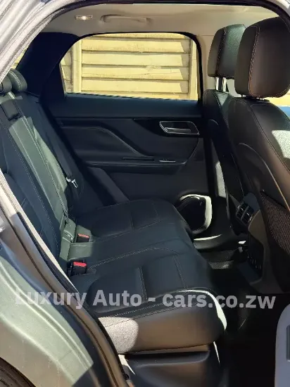 Picture of Jaguar F Pace 2017