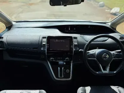 Picture of Nissan Serena 2017