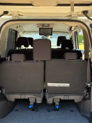 Picture of Nissan Serena 2017