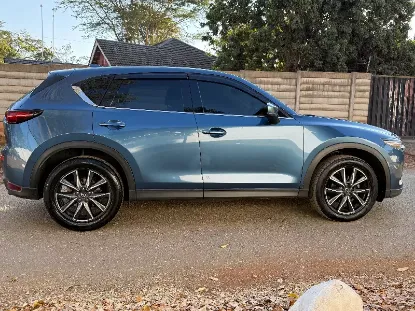 Picture of Mazda CX-5 2017