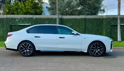 Picture of BMW 7 Series 2023