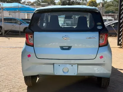 Picture of Daihatsu Mira 2017