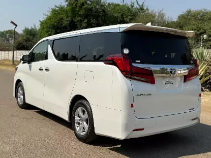 Picture of Toyota Alphard 2018