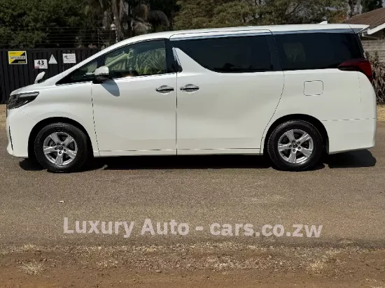 Picture of Toyota Alphard 2018