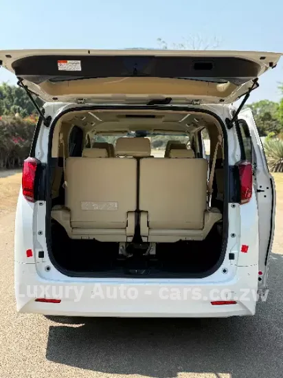 Picture of Toyota Alphard 2018