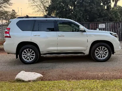 Picture of Toyota Prado 2016