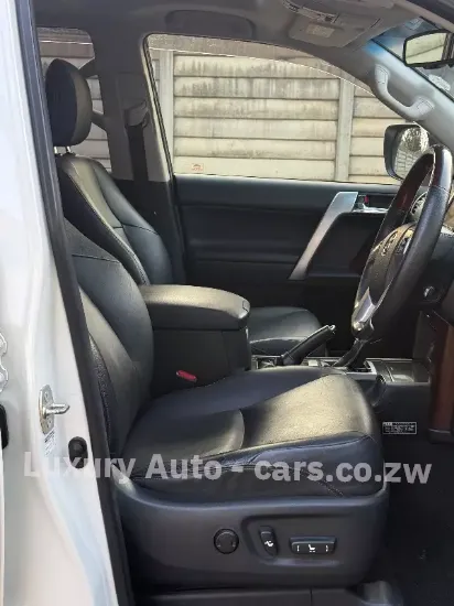 Picture of Toyota Prado 2016