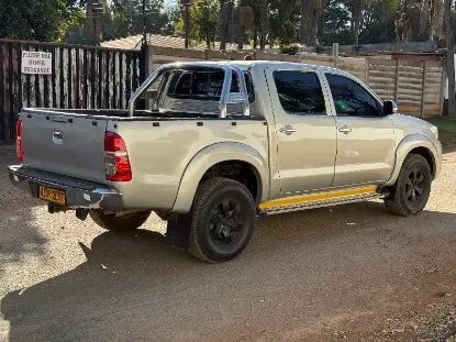 Picture of Toyota Hilux 2012