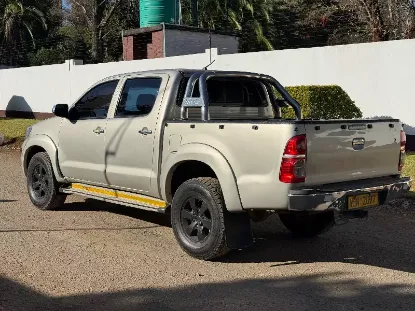 Picture of Toyota Hilux 2012