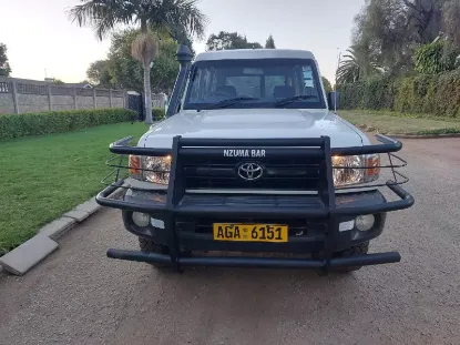 Picture of Toyota Land Cruiser 2016