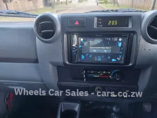 Picture of Toyota Land Cruiser 2016