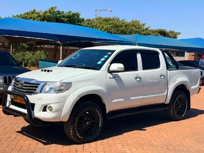 Picture of Toyota Hilux 2015