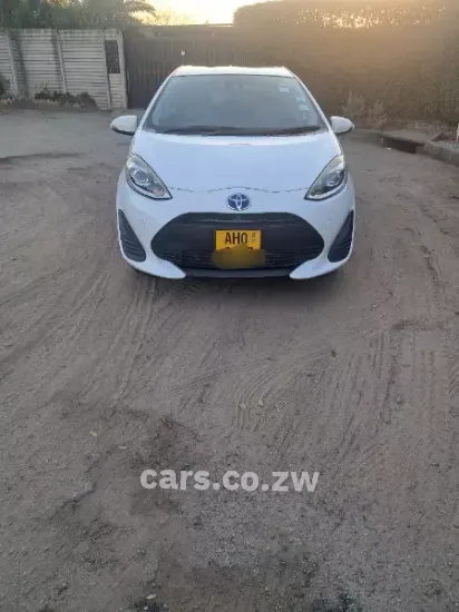 Picture of Toyota Aqua 2018