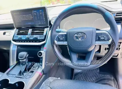 Picture of Toyota Land Cruiser 2025