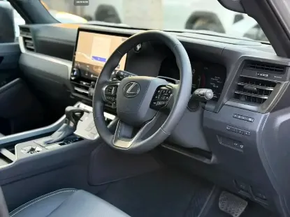 Picture of Lexus GX550 2025