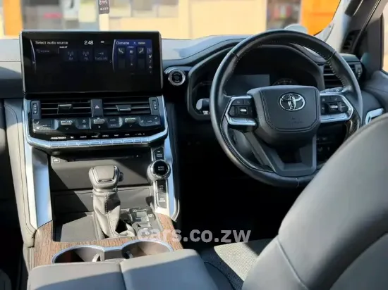 Picture of Toyota Land Cruiser 2024