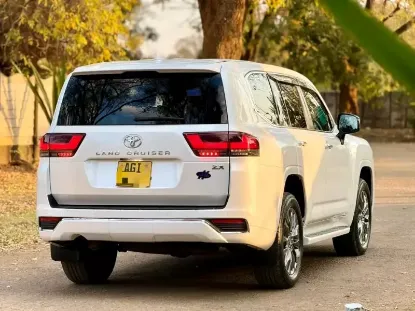 Picture of Toyota Land Cruiser 2024