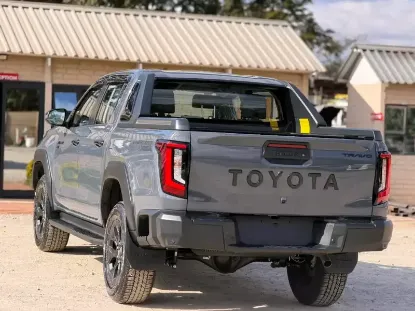 Picture of Toyota Hilux 2026
