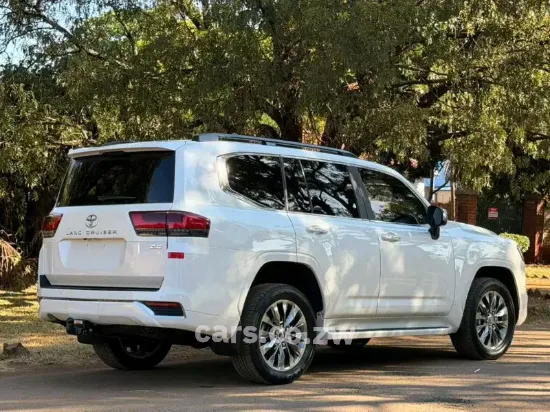 Picture of Toyota Land Cruiser 2025