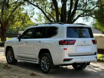 Picture of Toyota Land Cruiser 2025
