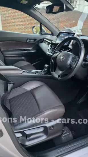 Picture of Toyota C-HR 2017