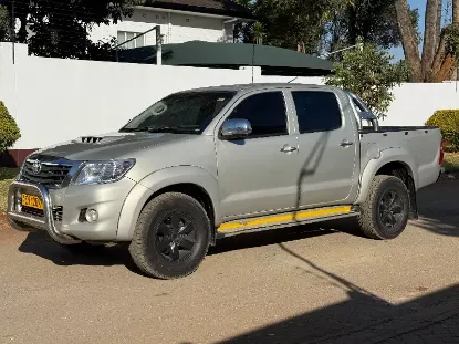 Picture of Toyota Hilux 2012