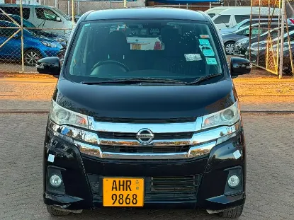 Picture of Nissan 2017