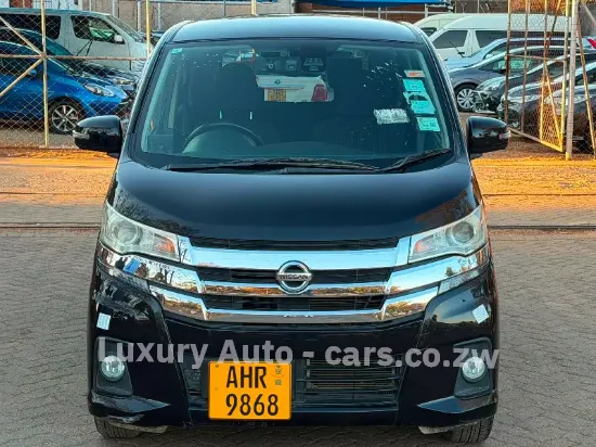 Picture of Nissan 2017