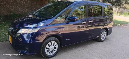 Picture of Nissan Serena 2017