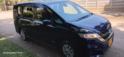 Picture of Nissan Serena 2017