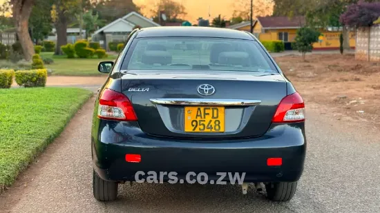 Picture of Toyota Belta 2008