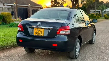 Picture of Toyota Belta 2008