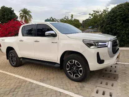 Picture of Toyota Hilux 2017