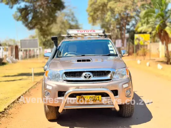 Picture of Toyota Fortuner 2009
