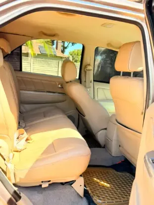 Picture of Toyota Fortuner 2009