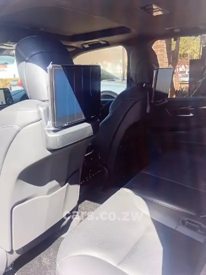 Picture of Lexus LX 2026