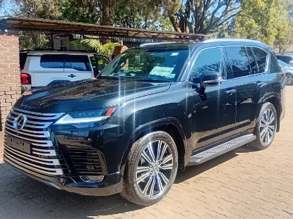 Picture of Lexus LX 2026