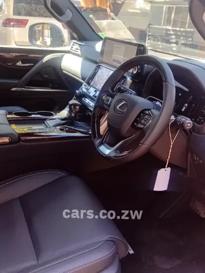 Picture of Lexus LX 2026