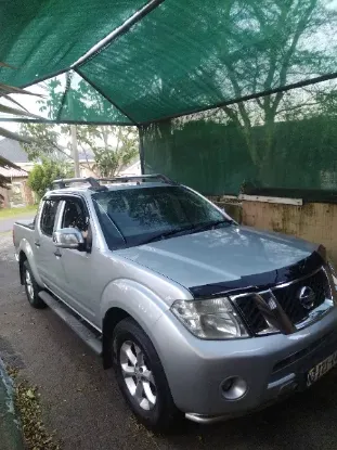 Picture of Nissan Navara 2012