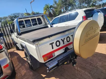 Picture of Toyota Land Cruiser 2016